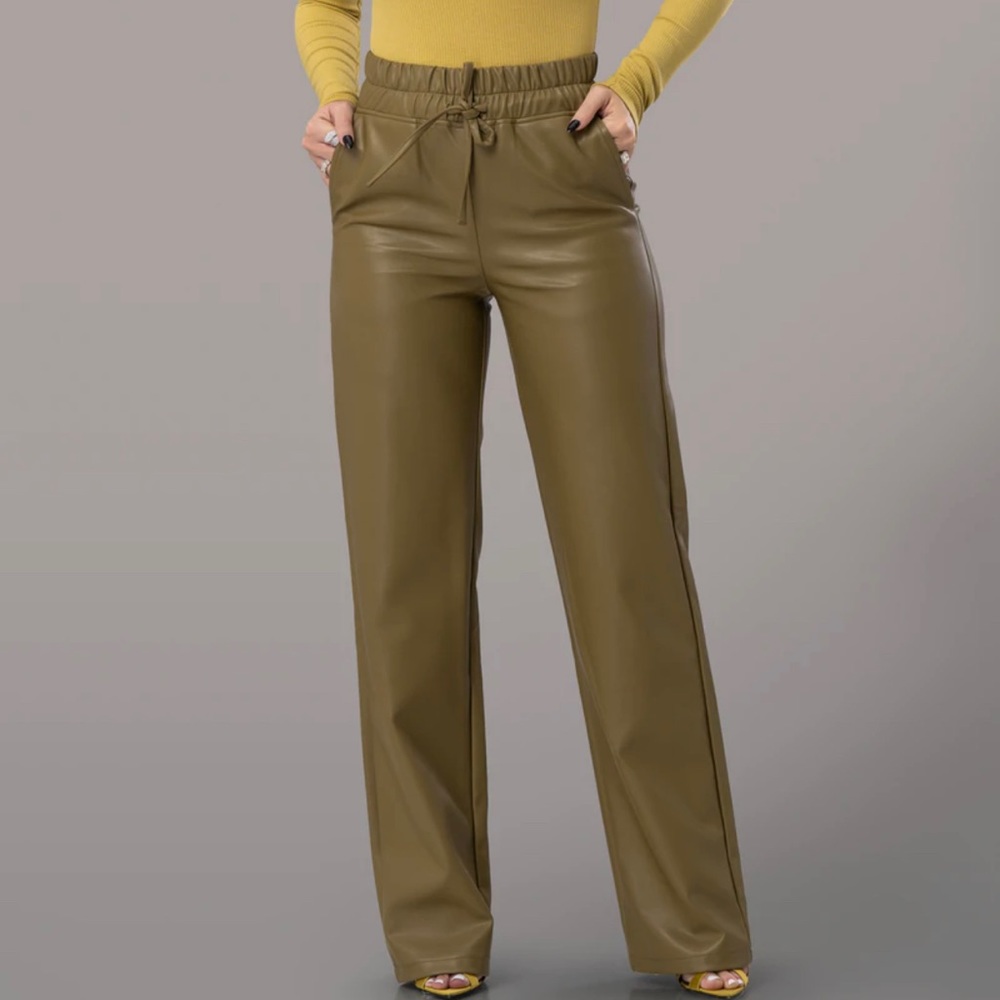 ByEgreis Karla Pants in Olive
